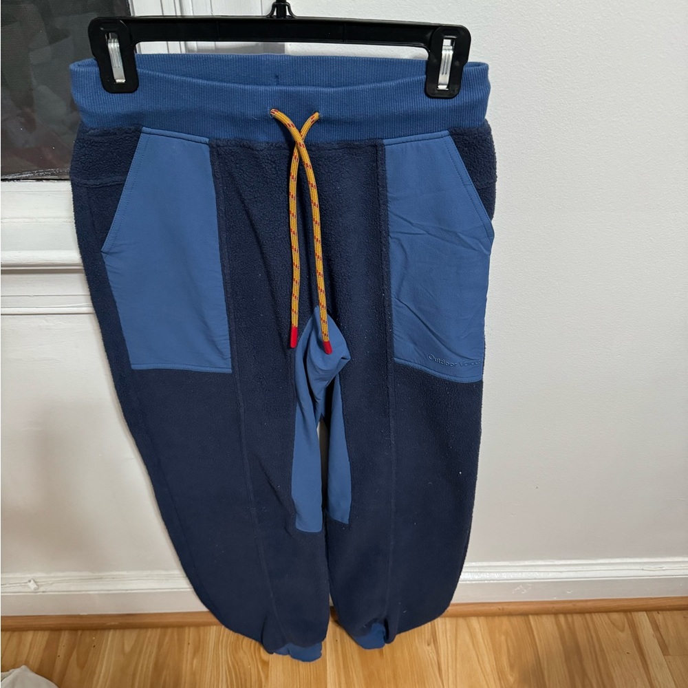 Outdoor Voices fleece sweatpants